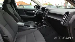 Volvo XC40 1.5 T2 Momentum Plus de 2021
