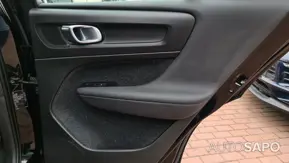 Volvo XC40 1.5 T2 Momentum Plus de 2021