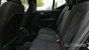 Volvo XC40 1.5 T2 Momentum Plus de 2021