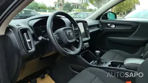 Volvo XC40 1.5 T2 Momentum Plus de 2021