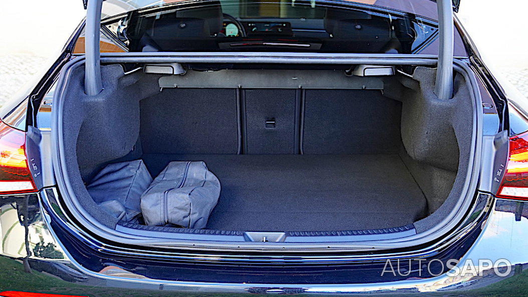 Mercedes-Benz Classe A 250 e AMG Line de 2020