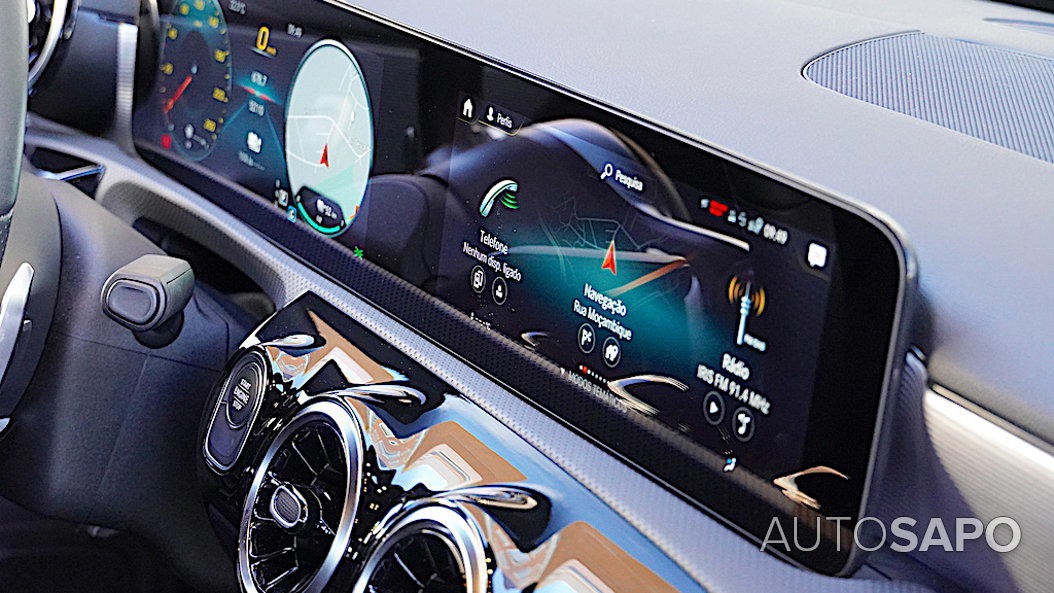Mercedes-Benz Classe A 250 e AMG Line de 2020