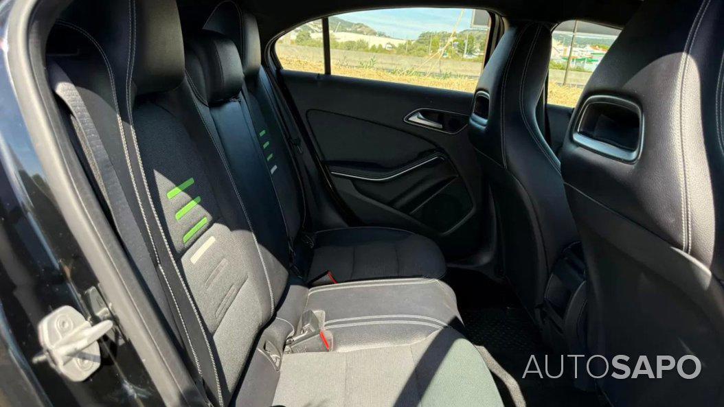 Mercedes-Benz Classe A 180 CDi BlueEfficiency Style Aut. de 2017