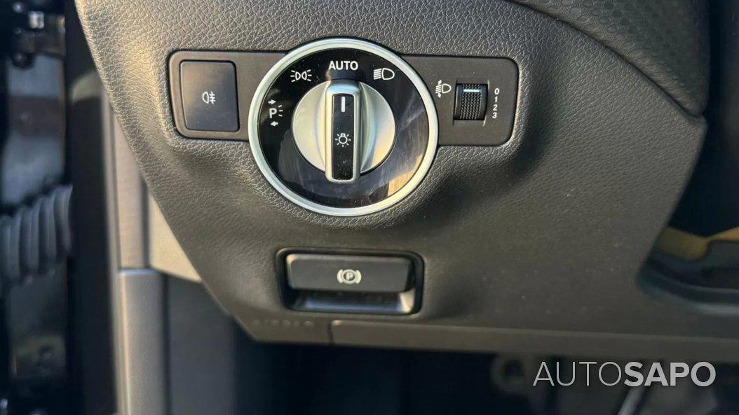 Mercedes-Benz Classe A 180 CDi BlueEfficiency Style Aut. de 2017