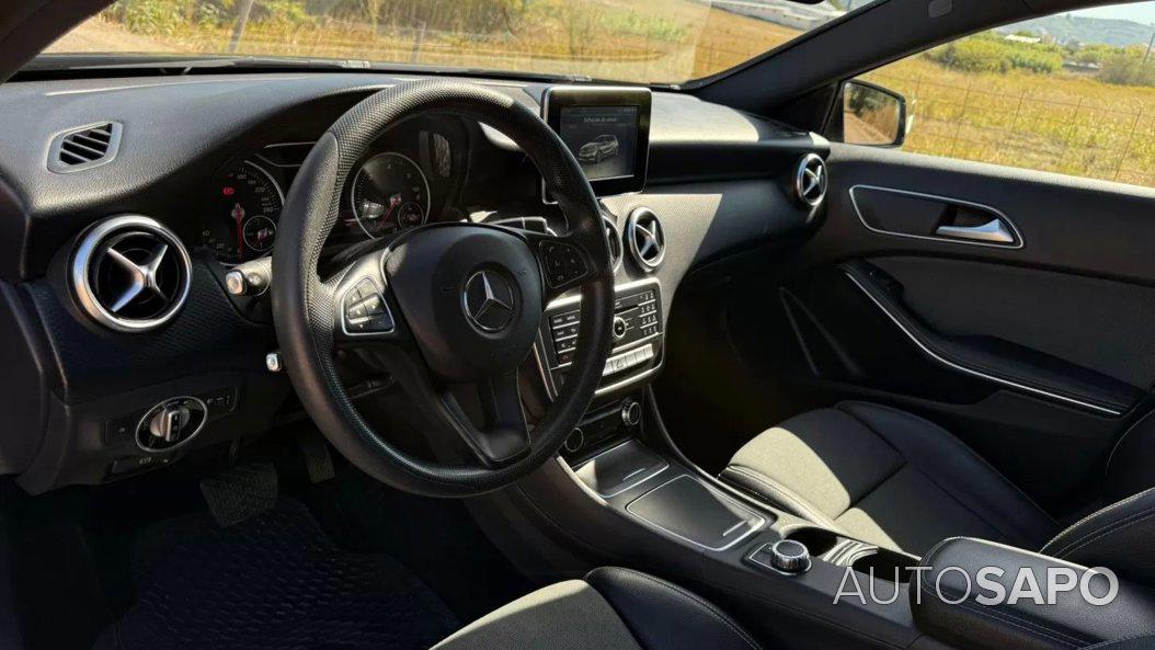 Mercedes-Benz Classe A 180 CDi BlueEfficiency Style Aut. de 2017