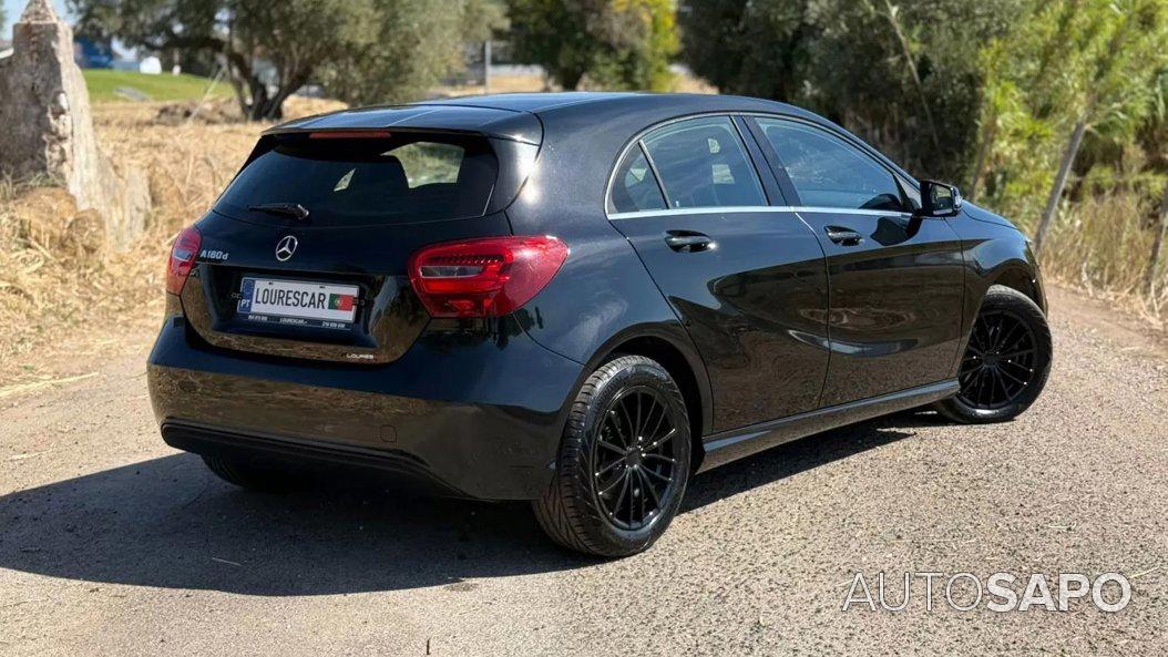 Mercedes-Benz Classe A 180 CDi BlueEfficiency Style Aut. de 2017