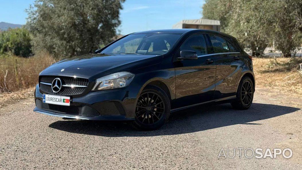 Mercedes-Benz Classe A 180 CDi BlueEfficiency Style Aut. de 2017