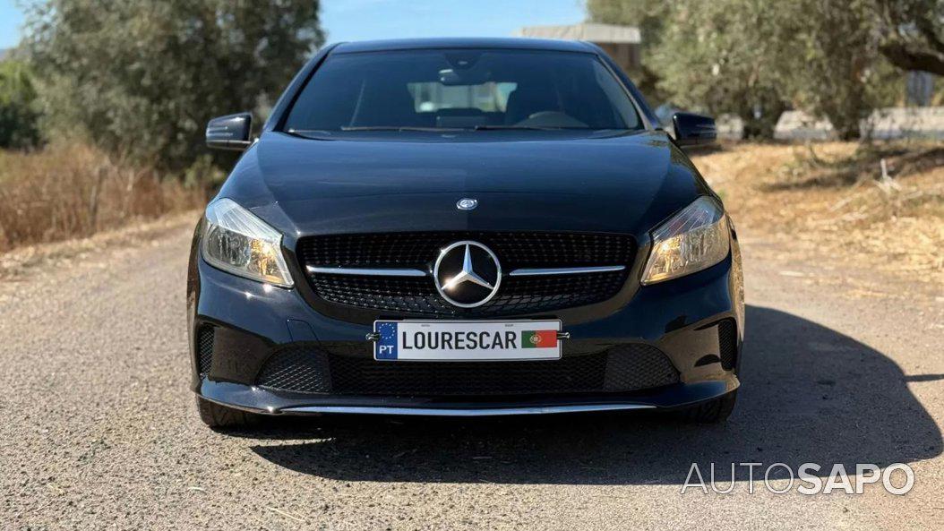 Mercedes-Benz Classe A 180 CDi BlueEfficiency Style Aut. de 2017