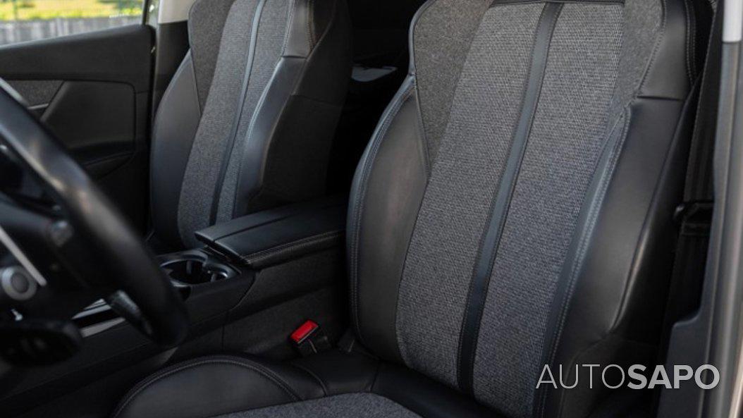 Peugeot 5008 1.2 PureTech Allure EAT6 de 2018