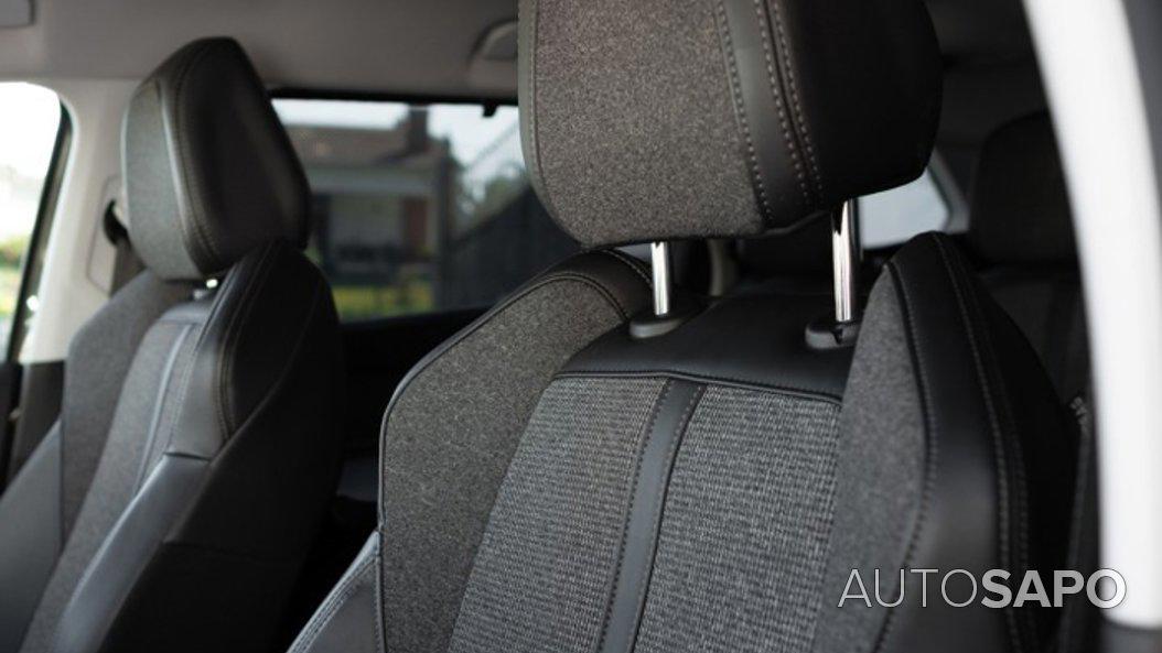 Peugeot 5008 1.2 PureTech Allure EAT6 de 2018