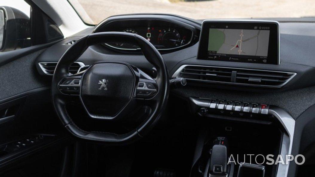 Peugeot 5008 1.2 PureTech Allure EAT6 de 2018