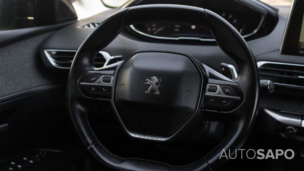 Peugeot 5008 1.2 PureTech Allure EAT6 de 2018