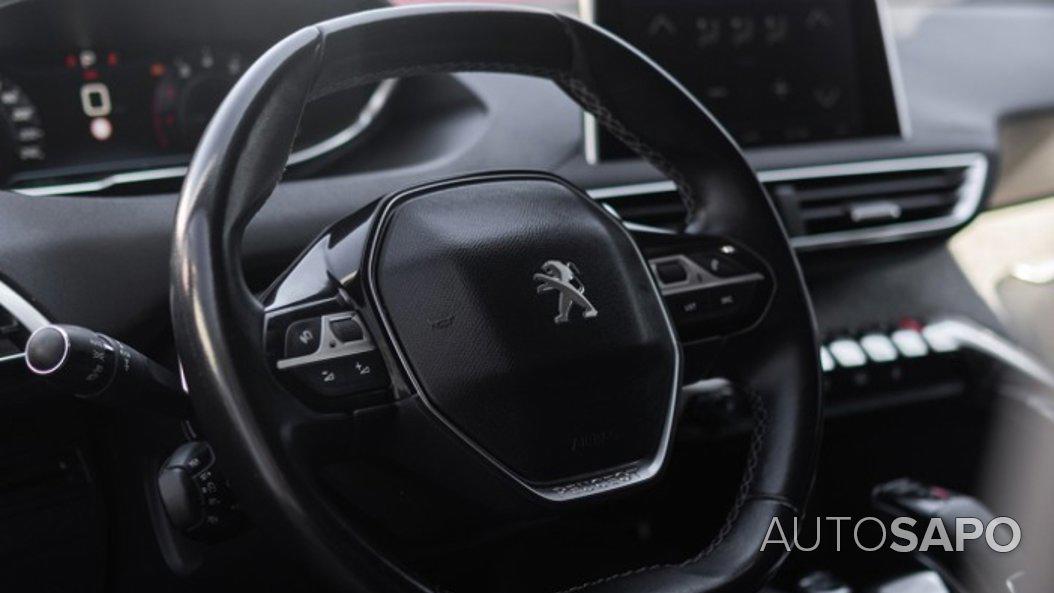 Peugeot 5008 1.2 PureTech Allure EAT6 de 2018