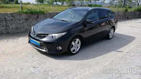 Toyota Auris 1.4 D-4D Exclusive+Skyview+Navi de 2014
