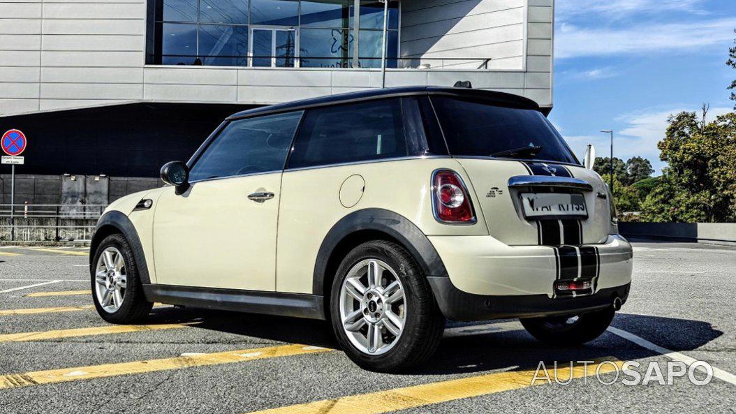 MINI Cooper de 2012