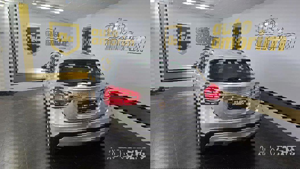 Mercedes-Benz Classe GLA de 2016