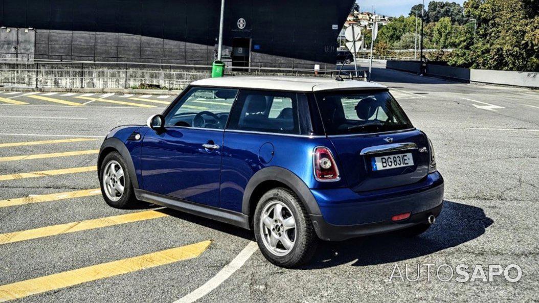 MINI Cooper de 2010