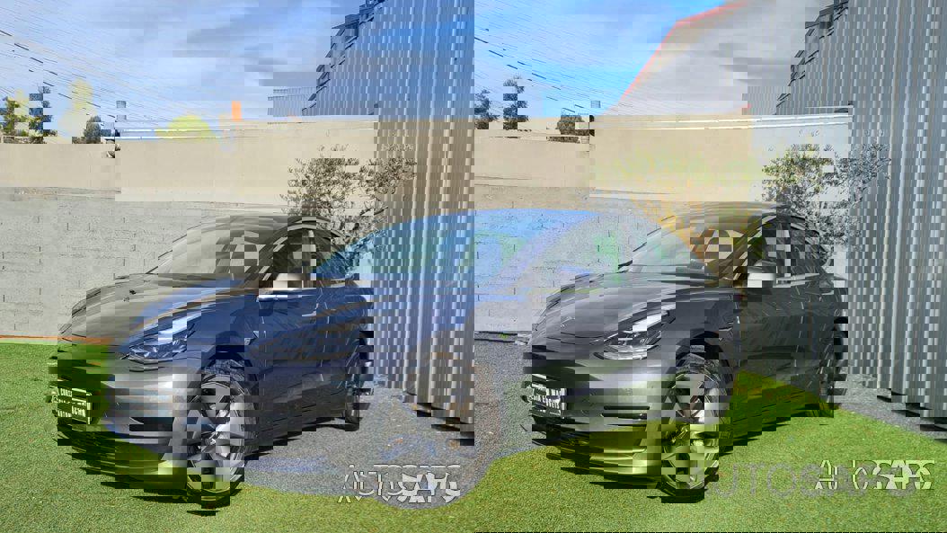 Tesla Model 3 Standard Range Plus RWD de 2020