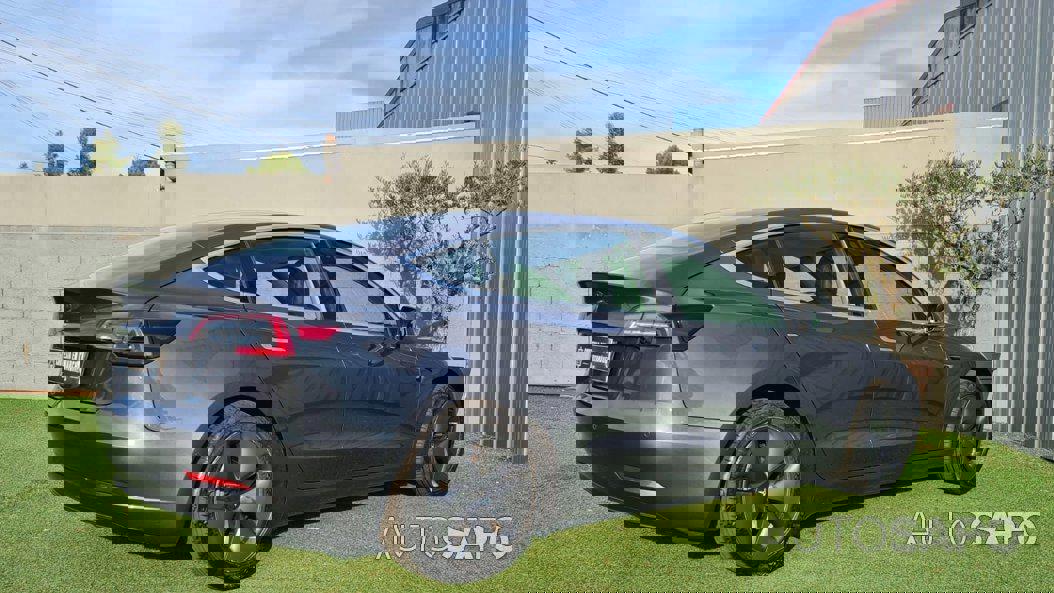 Tesla Model 3 Standard Range Plus RWD de 2020