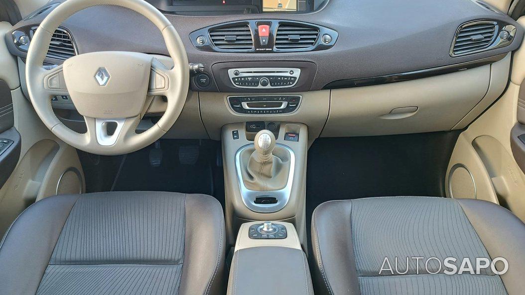 Renault Scénic 1.5 dCi Dynamique S de 2011