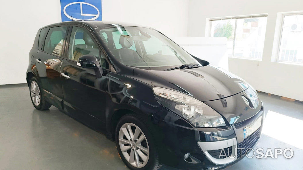 Renault Scénic 1.5 dCi Dynamique S de 2011