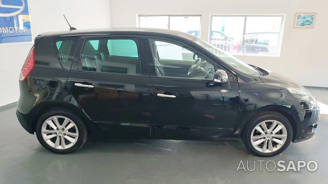 Renault Scénic 1.5 dCi Dynamique S de 2011