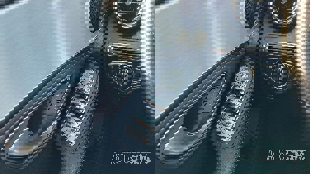 Mercedes-Benz Classe C 180 BlueTEC Avantgarde Aut. de 2015