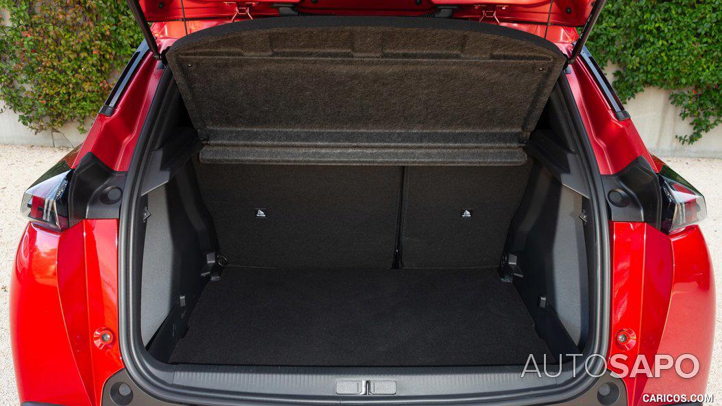 Peugeot 2008 1.2 PureTech Allure EAT8 de 2022