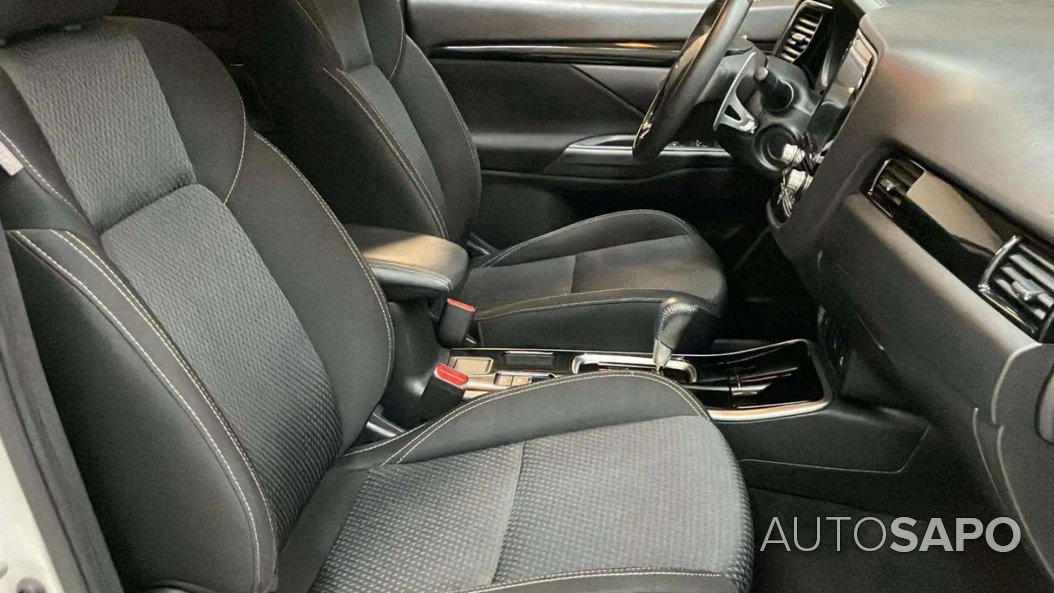 Mitsubishi Outlander de 2021