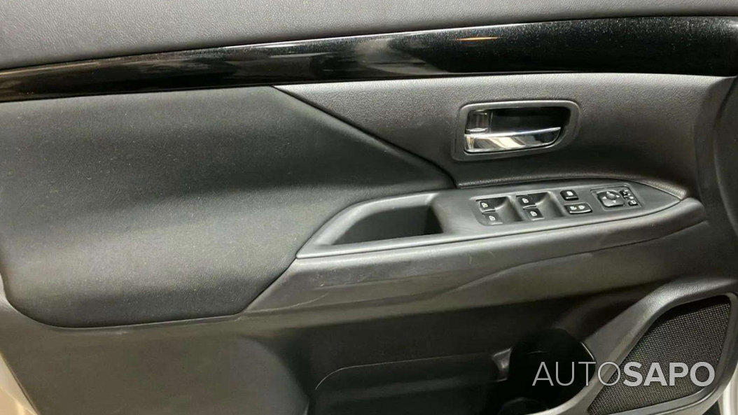 Mitsubishi Outlander de 2021