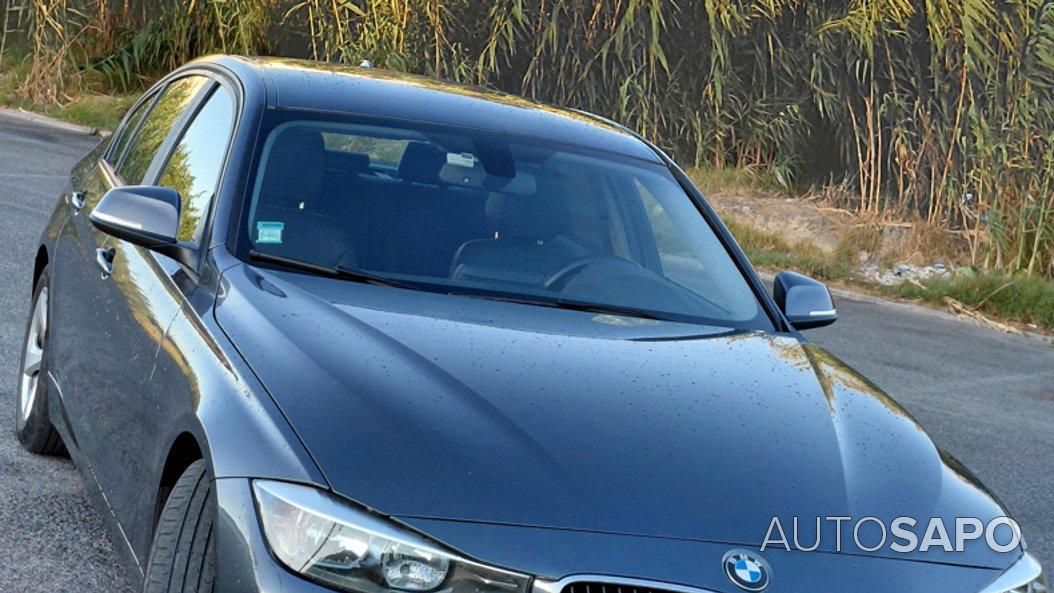 BMW Série 3 320 d EfficientDynamics Auto Line Luxury de 2012