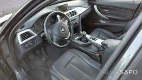 BMW Série 3 320 d EfficientDynamics Auto Line Luxury de 2012