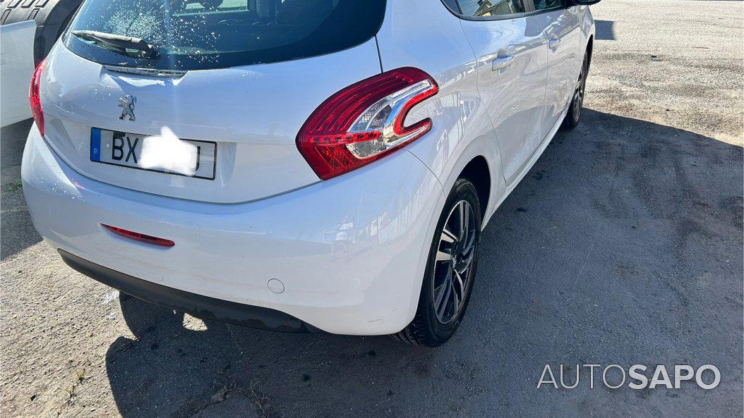 Peugeot 208 1.2 PureTech Active de 2014