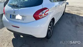 Peugeot 208 1.2 PureTech Active de 2014