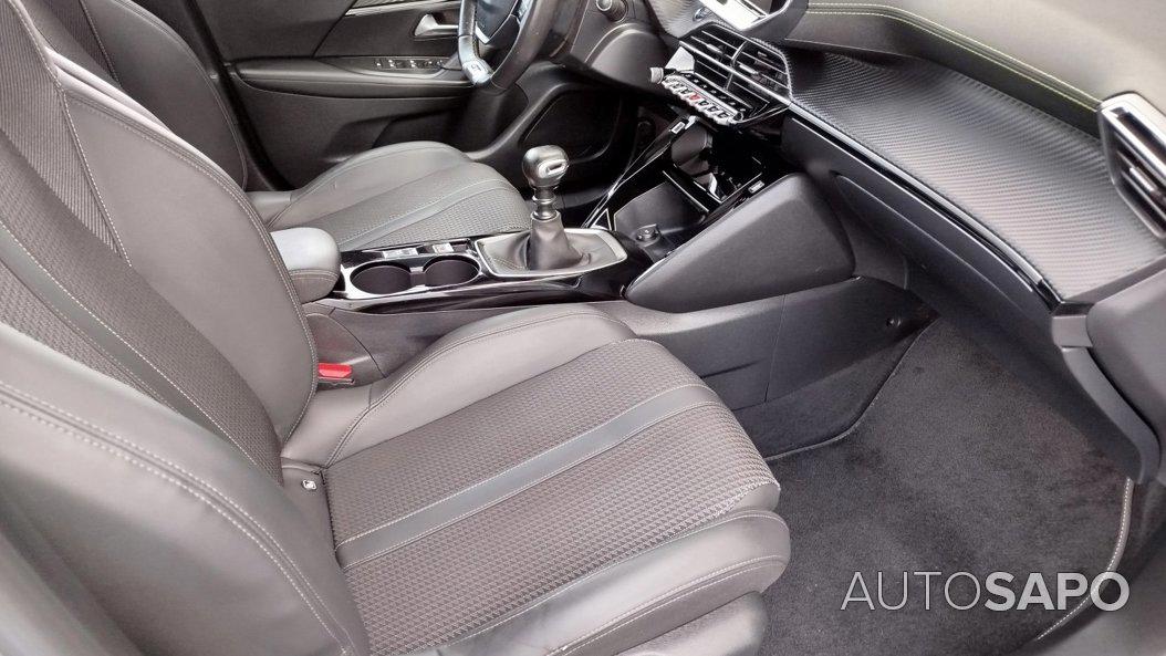 Peugeot 2008 1.2 PureTech GT Line de 2020