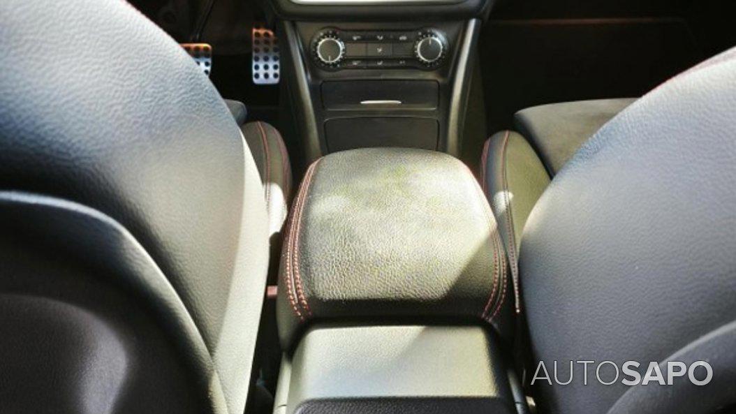 Mercedes-Benz Classe CLA de 2016