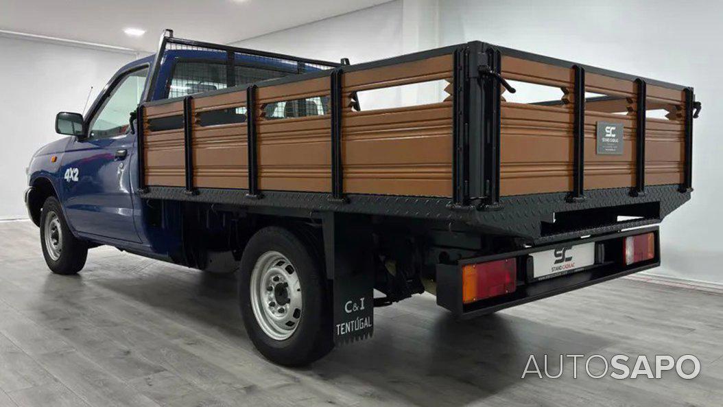 Nissan Pick-Up de 2000