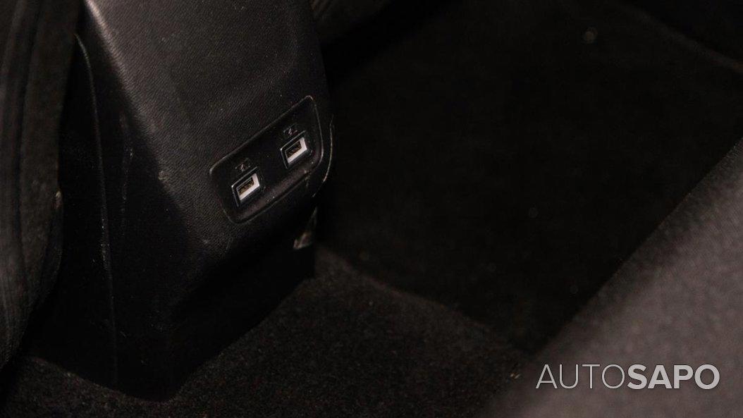 Peugeot E-208 de 2022