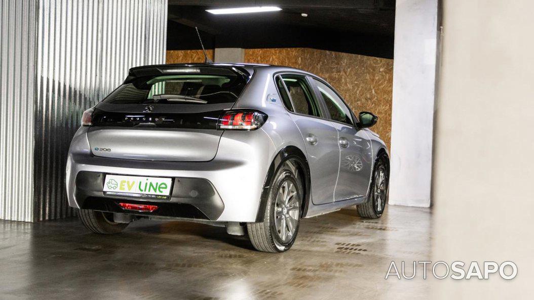 Peugeot E-208 de 2022