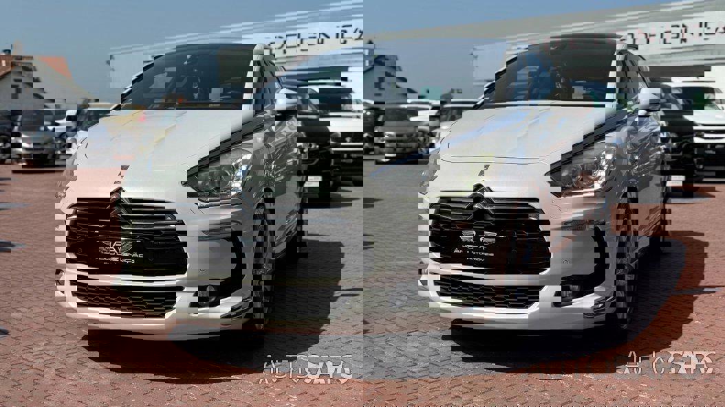 Citroen DS5 2.0 HDi Hybrid4 So Chic CMP6 88g de 2013