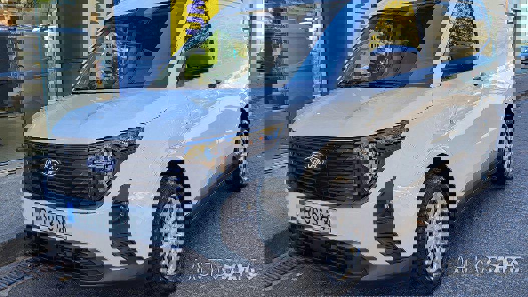 Ford Transit Courier de 2024