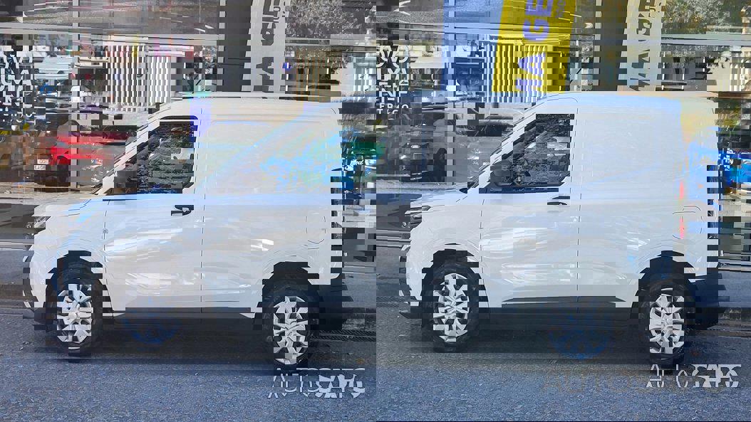 Ford Transit Courier de 2024