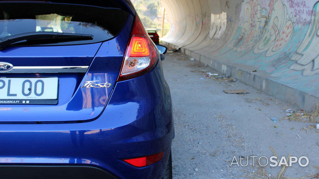 Ford Fiesta 1.0 EcoBoost Titanium Aut. de 2015