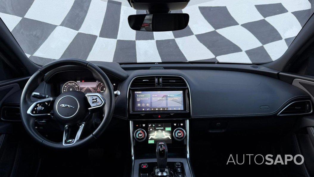 Jaguar XE 2.0 D R-Dynamic S de 2020