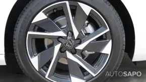 Peugeot 308 1.2 PureTech Allure Pack de 2024