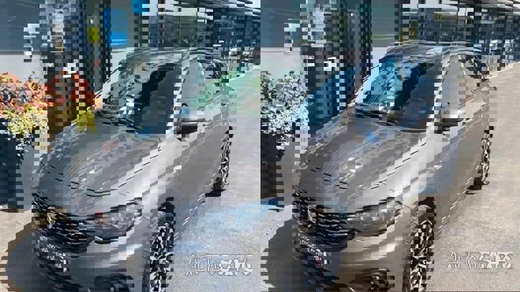 Fiat Tipo 1.3 M-Jet Lounge J17 de 2020