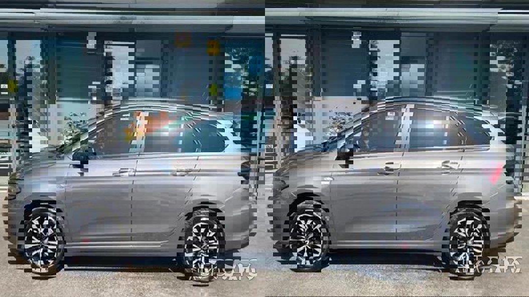 Fiat Tipo 1.3 M-Jet Lounge J17 de 2020
