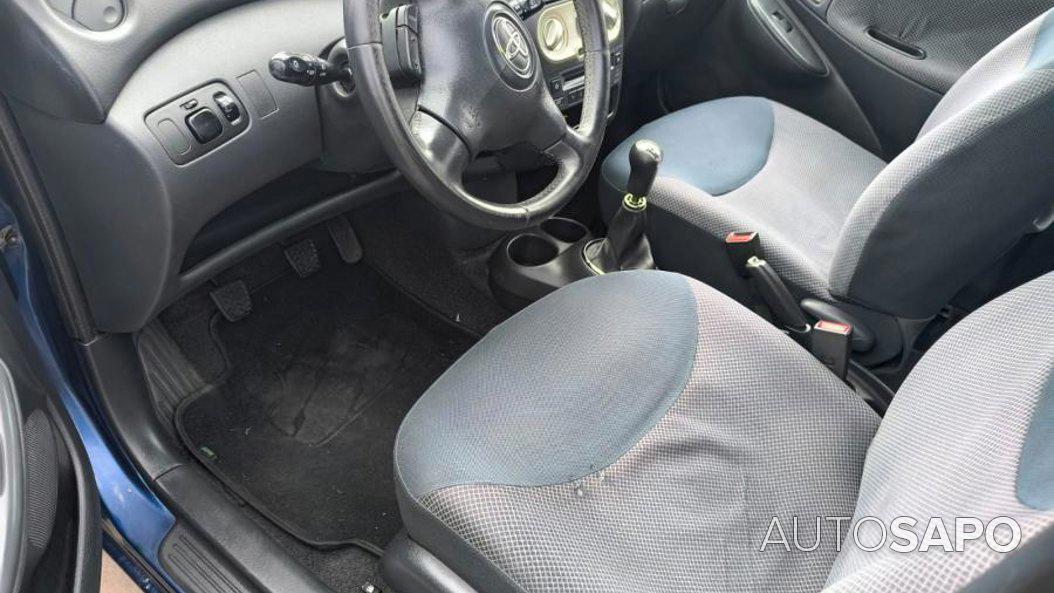 Toyota Yaris 1.0 Sol de 2003
