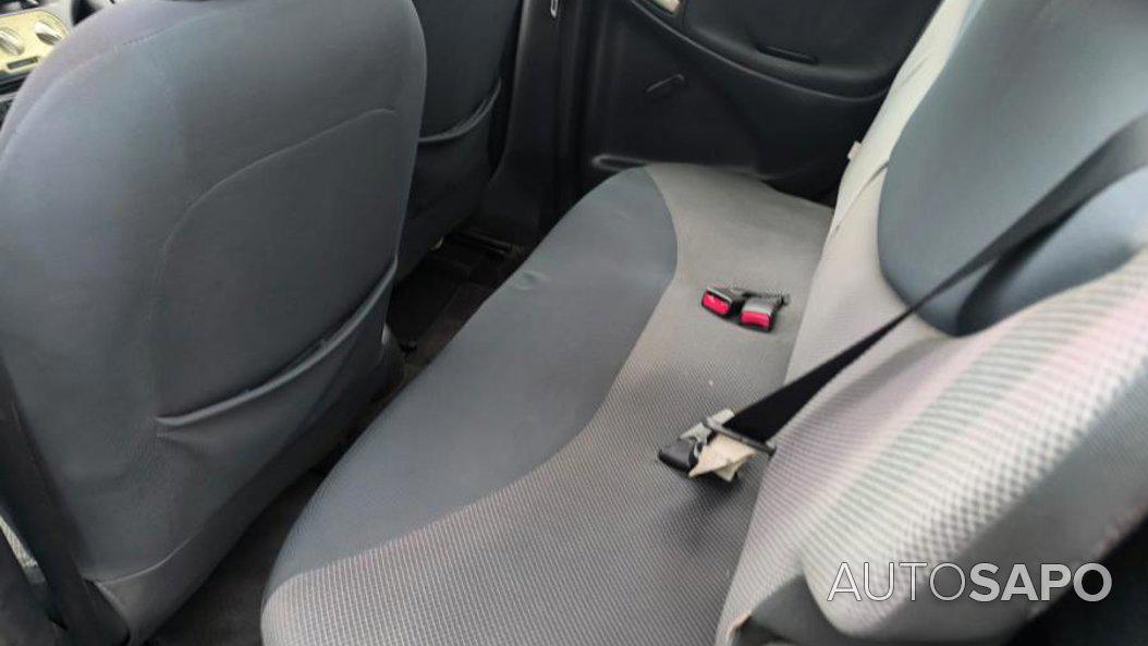 Toyota Yaris 1.0 Sol de 2003
