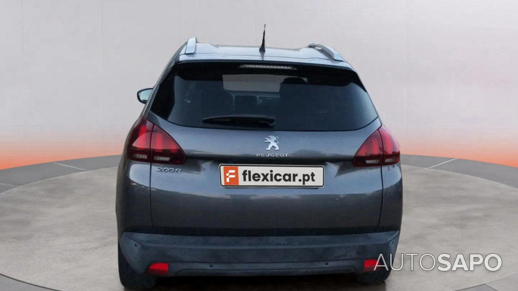 Peugeot 2008 1.2 PureTech Style de 2018